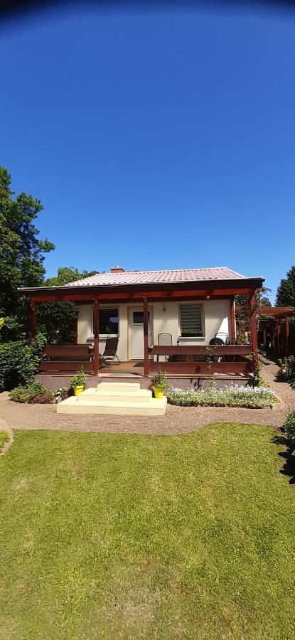 Bungalow Idylle Am See Neuruppin Ngoại thất bức ảnh