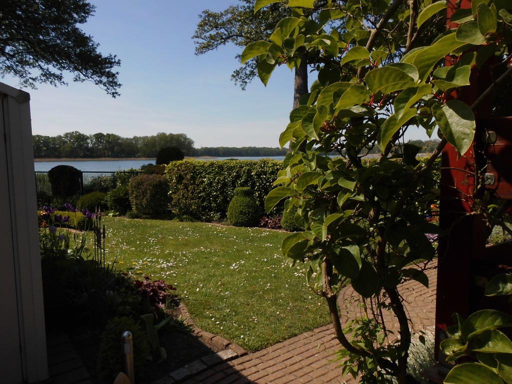 Bungalow Idylle Am See Neuruppin Ngoại thất bức ảnh